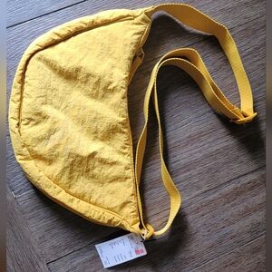 Uniqlo Yellow Shoulder Bag